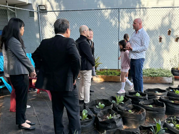 Hillcrest Elementary School校方將「食農教育」融入課程，透過校園種植引導學生認識食物來源與尊重自然圖片